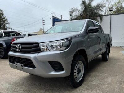 Toyota Hilux Dx 4x4 Cabina doble