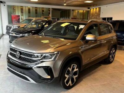 Volkswagen Taos Highline 250 Tsi At